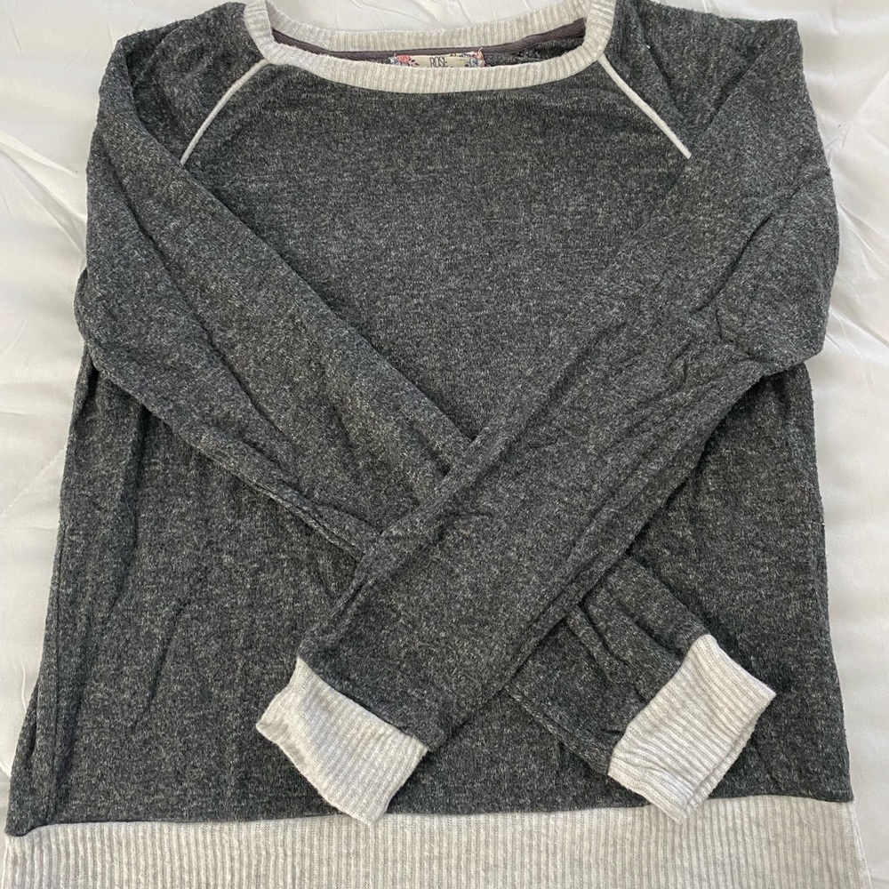 INSANELY SOFT Light Grey Sweater Long Sleeve